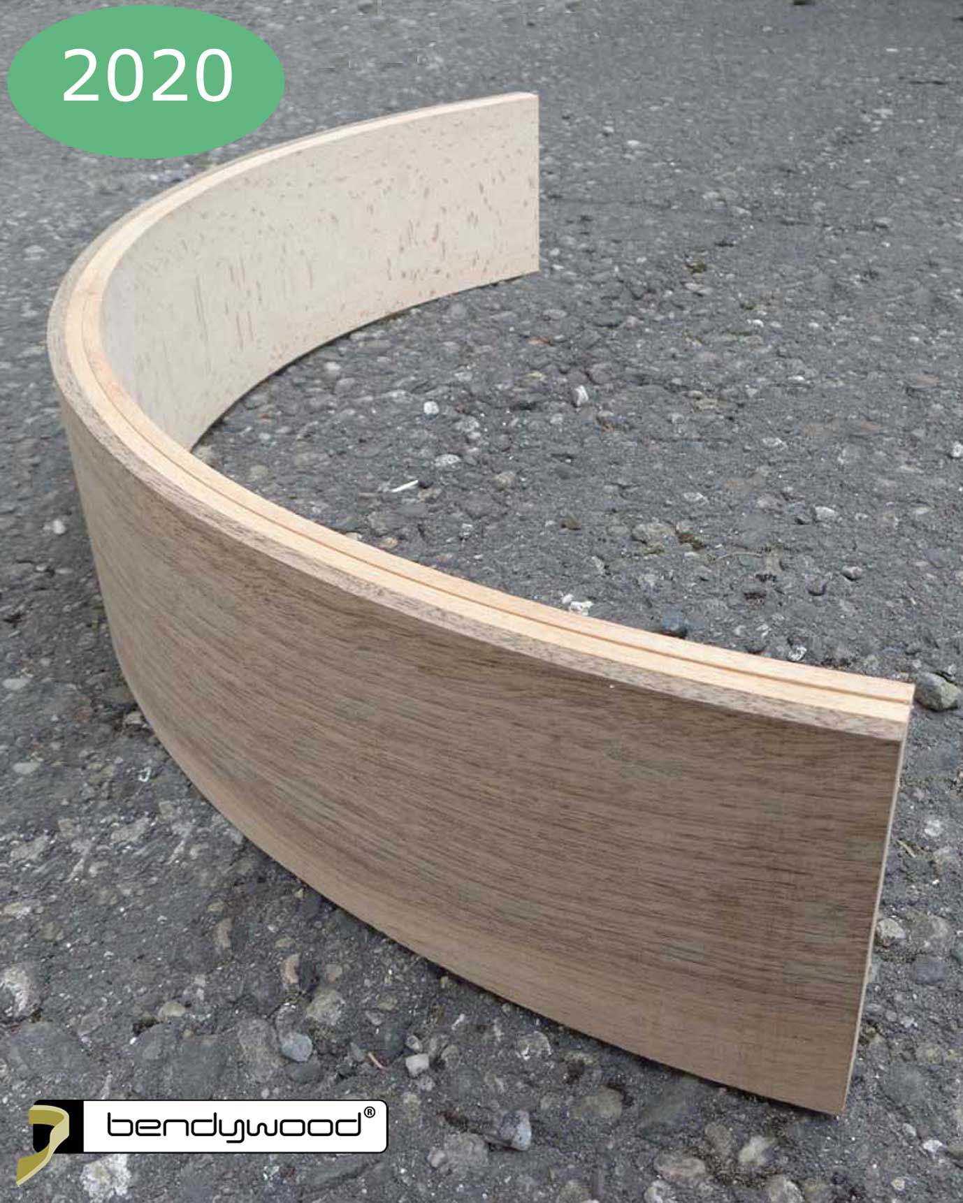 Fascia laterale curva in Bendywood® per tavolo da cocktail